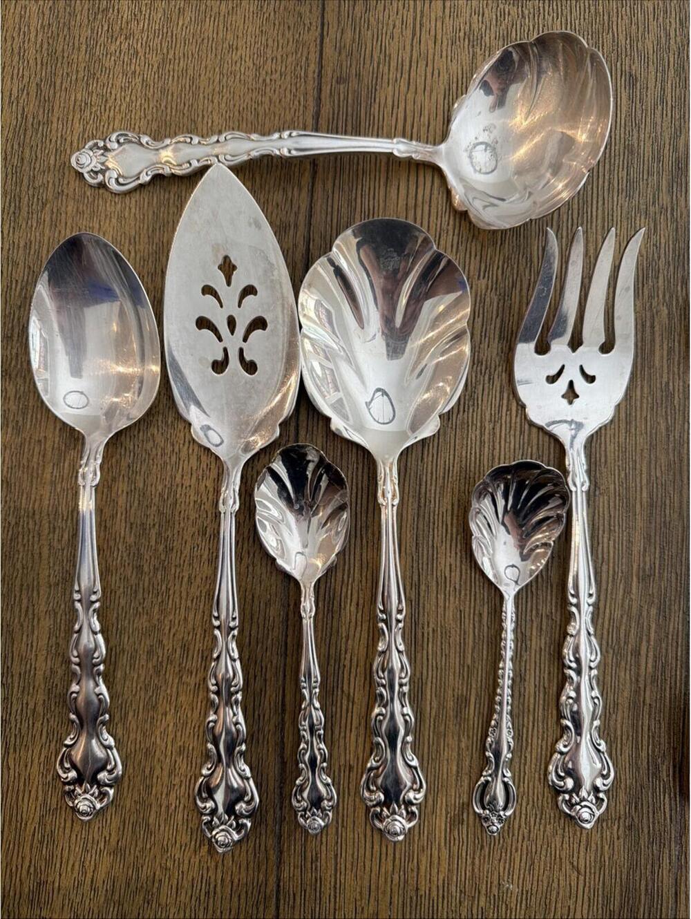 Oneida Community Beethoven Serving Pieces – 8 Piece Set